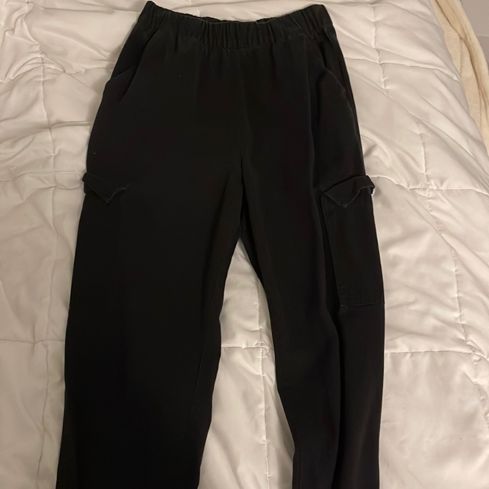 H&M US 4 Black Cargo Pants